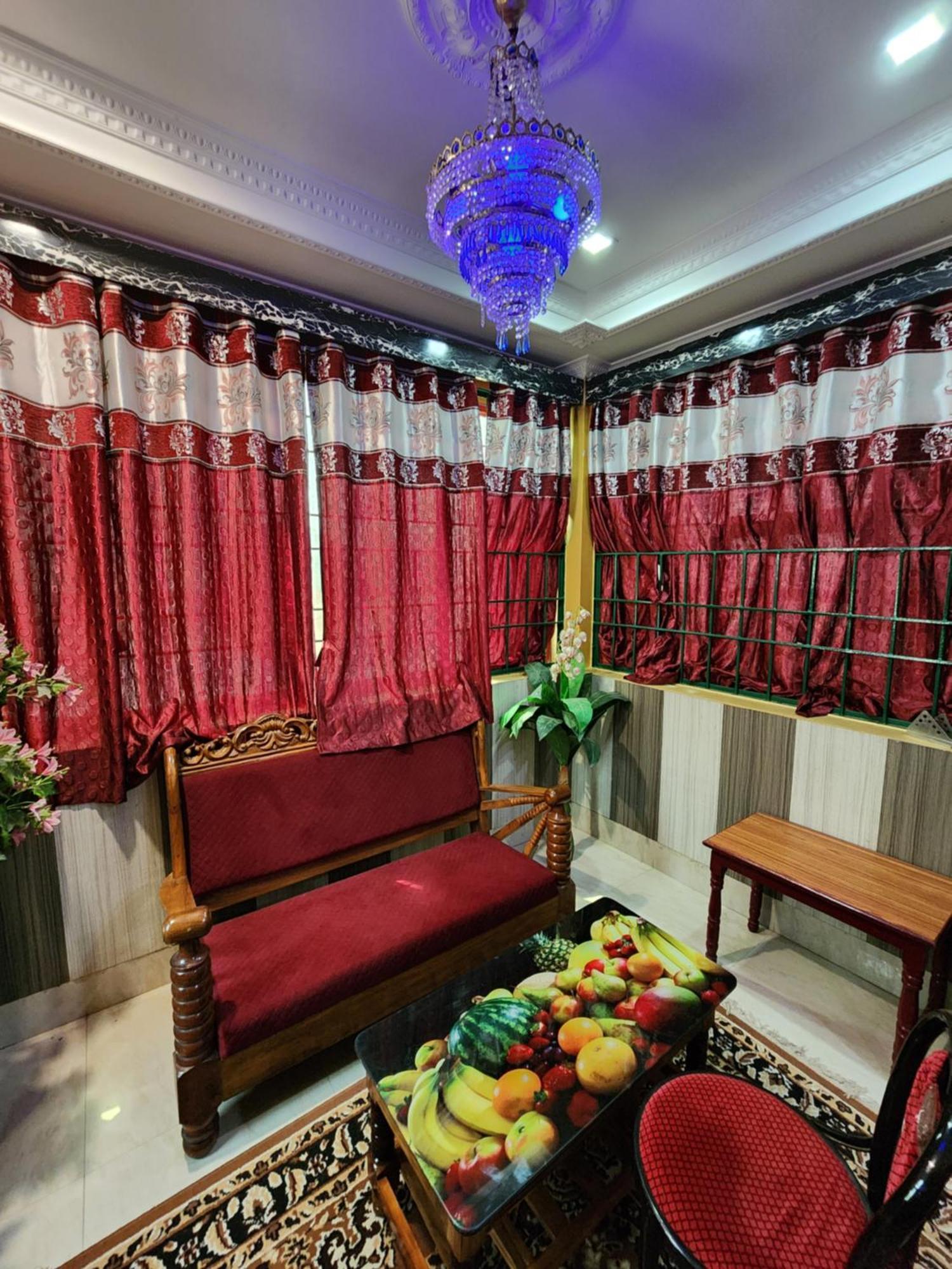 Hotel Shri Durga Baripada Zewnętrze zdjęcie